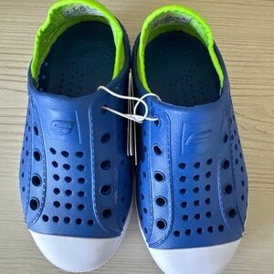 Brand new with tags Sketchers Boys Size 9 toddler